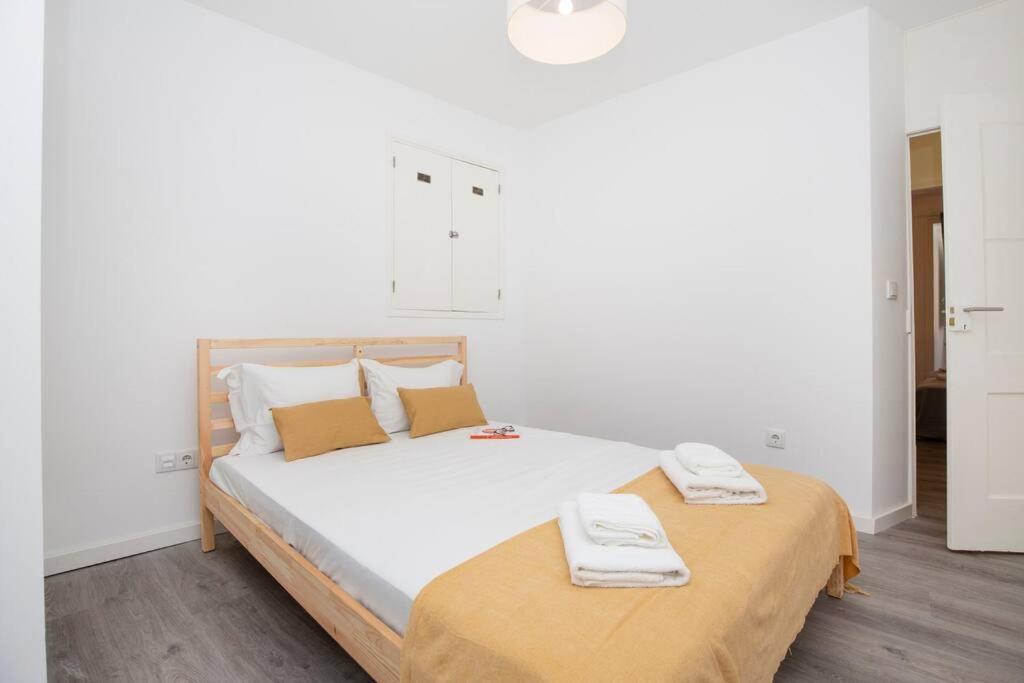 Santa Marta Cozy Apt W/ Ac Lizbona Zewnętrze zdjęcie